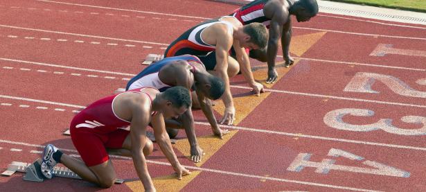 C罗连续十场比赛得分超过惊险取胜，湖人挑战极限！
